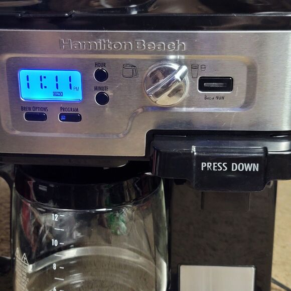 Hamilton Beach 2-Way FlexBrew Coffee Machine Maker Brew Station Model 49983 - Picture 3 of 10